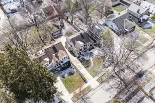 367 E Dunedin Rd, Columbus, OH 43214 - Photo 33