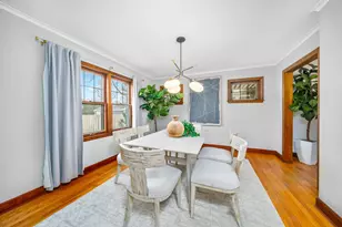 367 E Dunedin Rd, Columbus, OH 43214 - Photo 13