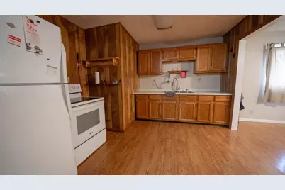 426 Moore Avenue, Bellevue, OH 44811 - Photo 15