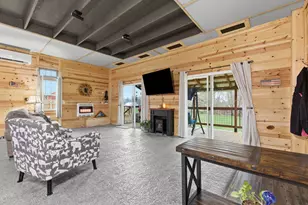 374 Center St, Gratiot, OH 43740 - Photo 3