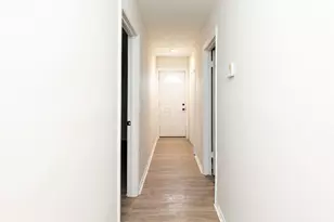 823 Bassett Ave, Columbus, OH 43219 - Photo 9