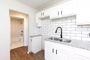 823 Bassett Ave, Columbus, OH 43219 - Photo 7