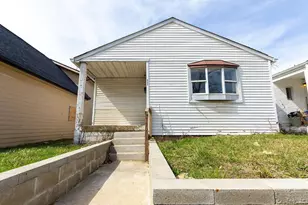 823 Bassett Ave, Columbus, OH 43219 - Photo 1