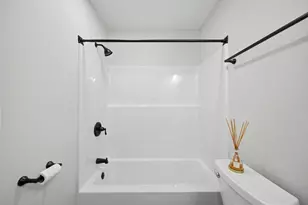 285 E Granville St, Sunbury, OH 43074 - Photo 23