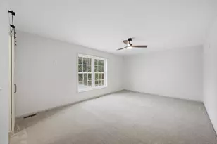 285 E Granville St, Sunbury, OH 43074 - Photo 13