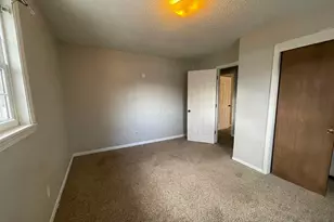 330 Walnut Hills Dr, Zanesville, OH 43701 - Photo 17