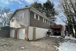 330 Walnut Hills Dr, Zanesville, OH 43701 - Photo 5