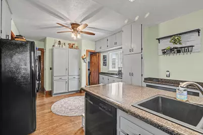 1027 Rogers Street, Bucyrus, OH 44820 - Photo 7