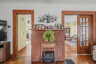 1027 Rogers Street, Bucyrus, OH 44820 - Photo 5