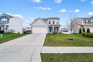 1535 Dickson Dr, Marysville, OH 43040 - Photo 1