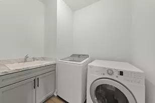 1763 Scenic Bluff Ct, Delaware, OH 43015 - Photo 31