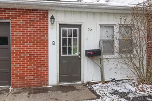 32 Florida Ave, Shelby, OH 44875 - Photo 3