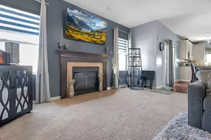 748 Loreto Ln, Blacklick, OH 43004 - Photo 7