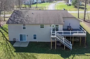 658 Crestrose Dr, Howard, OH 43028 - Photo 39