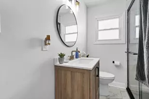 327 E Jeffrey Pl, Columbus, OH 43214 - Photo 27