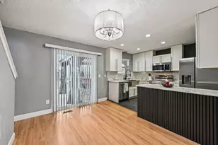 3936 Highland Bluff Dr, Groveport, OH 43125 - Photo 7