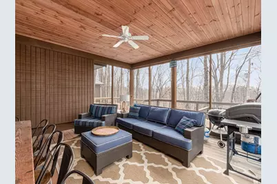 1060 Fox Lane, Sugar Grove, OH 43155 - Photo 29