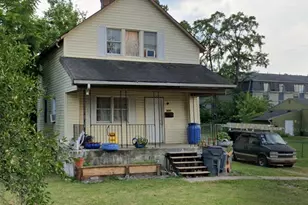 1929 Dunbar Dr, Columbus, OH 43224 - Photo 1