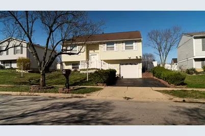 4426 Hickory Wood Drive, Columbus, OH 43228 - Photo 3