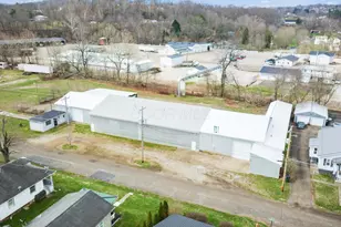 135 Kensington Ave, Zanesville, OH 43701 - Photo 1