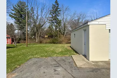 1767 Woodcrest Road, Columbus, OH 43232 - Photo 27