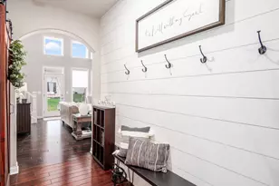 954 Kentucky Cir, Marysville, OH 43040 - Photo 3