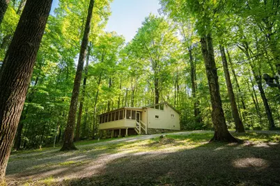 20554 Thompson Ridge Road, Laurelville, OH 43135 - Photo 3