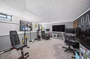 434 Pamlico St, Columbus, OH 43228 - Photo 35