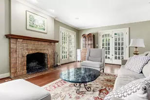 2165 S Parkway Dr, Columbus, OH 43221 - Photo 17