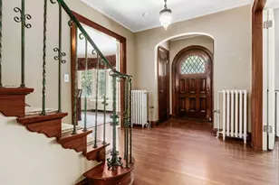 2165 S Parkway Dr, Columbus, OH 43221 - Photo 11