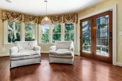 2165 S Parkway Drive, Columbus, OH 43221 - Photo 33