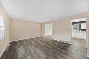 3139 Kingswood Dr, Grove City, OH 43123 - Photo 9