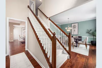 7825 Wiltshire Drive, Dublin, OH 43016 - Photo 3