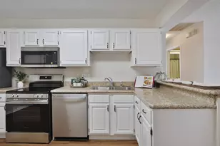 354 Bear Woods Dr, Powell, OH 43065 - Photo 15