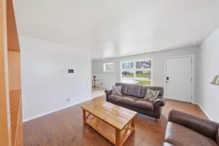 1696 Marsdale Ave, Columbus, OH 43223 - Photo 9