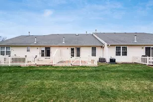 1108 Arbor Oaks Ln, Galloway, OH 43119 - Photo 3