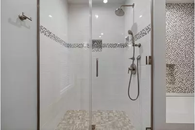 99 E Deshler Avenue, Columbus, OH 43206 - Photo 65