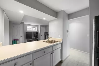 99 E Deshler Avenue, Columbus, OH 43206 - Photo 81