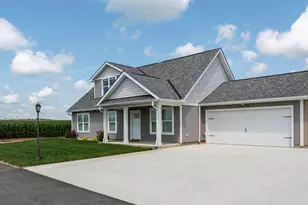 110 Cumberland Meadows Circle, Hebron, OH 43025 - Photo 1