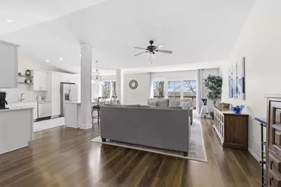 898 Country Club Drive, Howard, OH 43028 - Photo 7