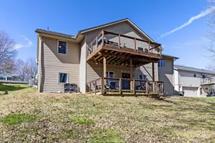 898 Country Club Dr, Howard, OH 43028 - Photo 43