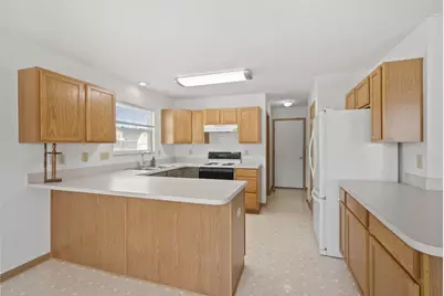 100 Indian Creek Court, Pataskala, OH 43062 - Photo 3