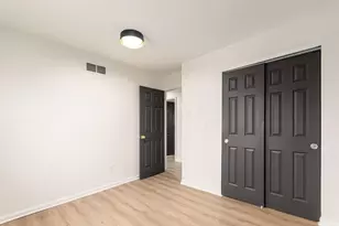 1885 E Choctaw Dr, London, OH 43140 - Photo 21