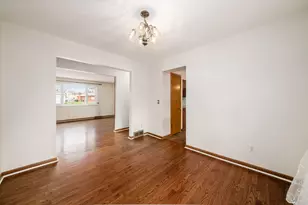 1242 Bradshire Dr, Columbus, OH 43220 - Photo 9