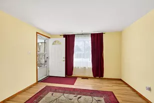 6137 Ambleside Dr, Columbus, OH 43229 - Photo 21