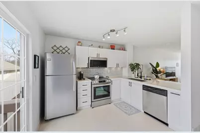 7276 Colonial Affair Drive #11, New Albany, OH 43054 - Photo 11