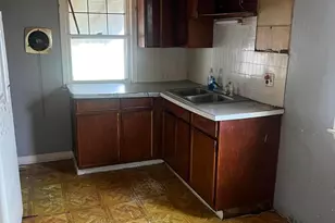 2451 Joyce Ave, Columbus, OH 43211 - Photo 7