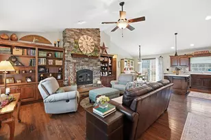 320 Middleburn St, Johnstown, OH 43031 - Photo 5