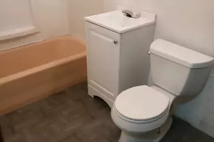 106 S Warren Ave, Columbus, OH 43204 - Photo 7