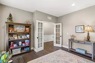 6276 Callaway Sq W, New Albany, OH 43054 - Photo 13